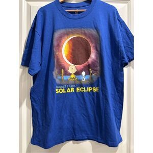 Charlie Brown Eclipse T-shirt size XL